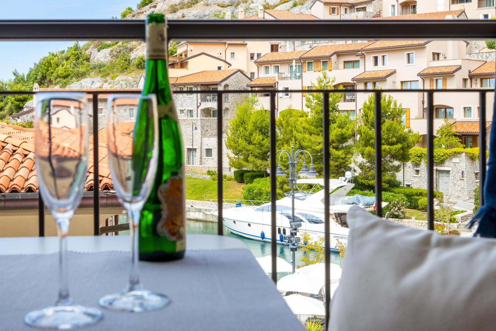 Portopiccolo Apartments Sistiana Exterior foto